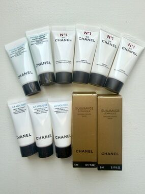 CHANEL Skincare Sample Set in White & Gold